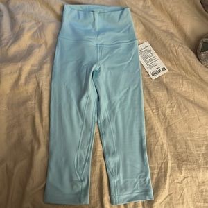 Cropped lululemon align leggings